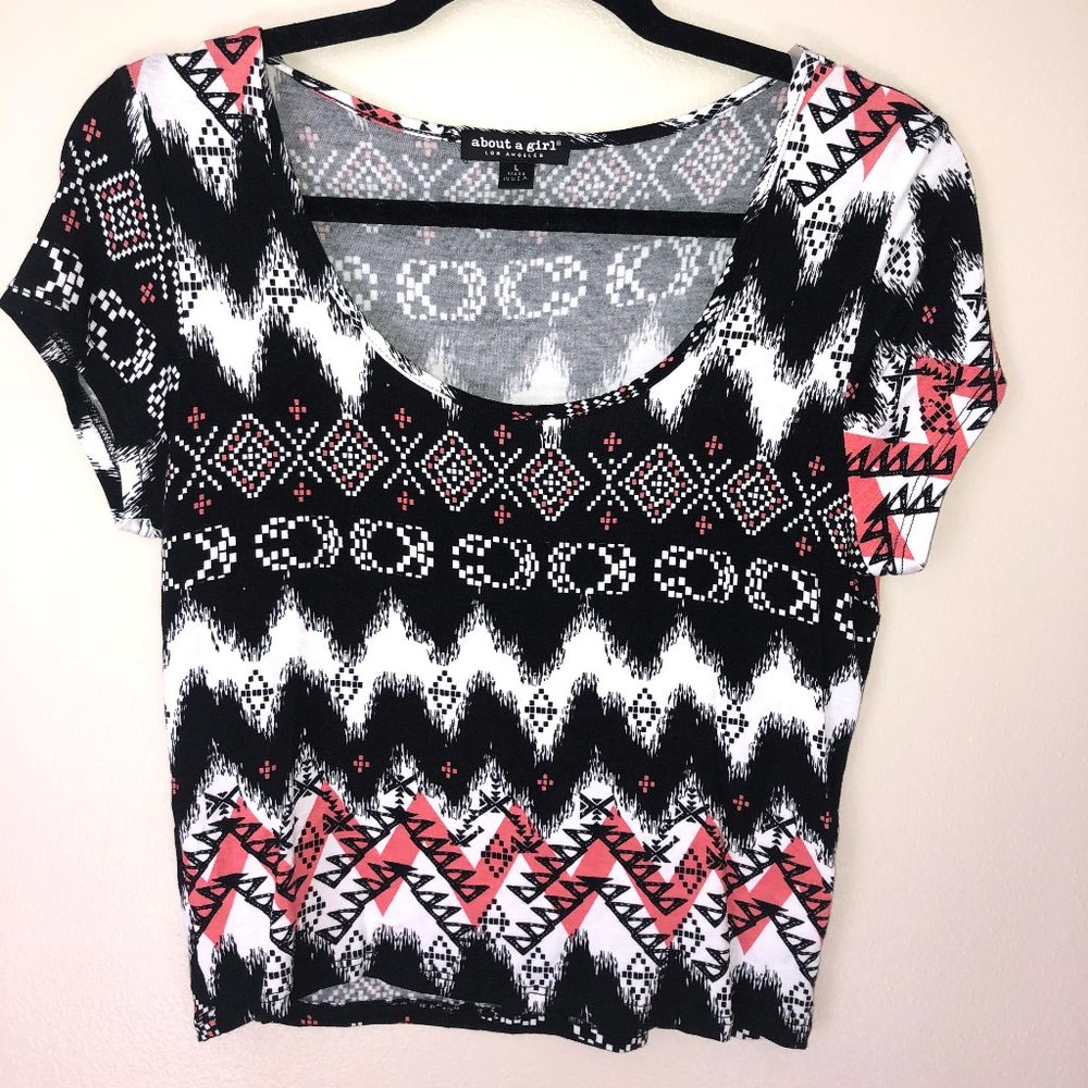 Junior's Tribal Pattern Crop Top